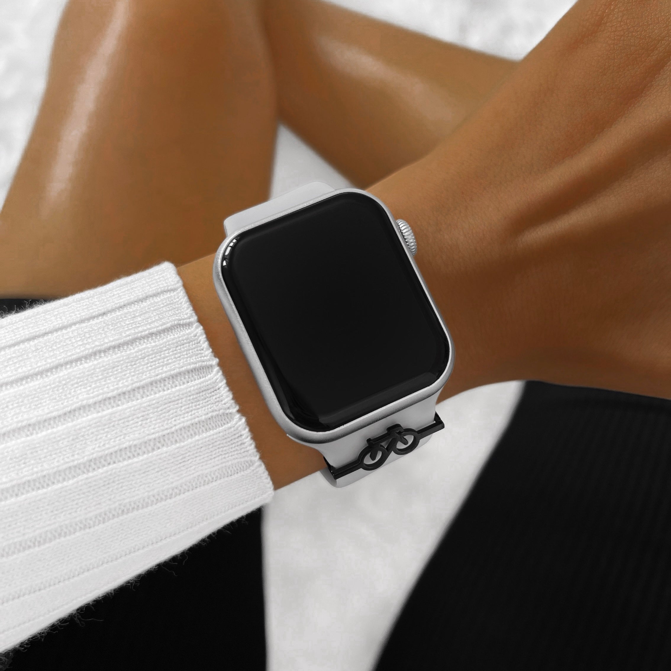 Charm vélo noir + bande