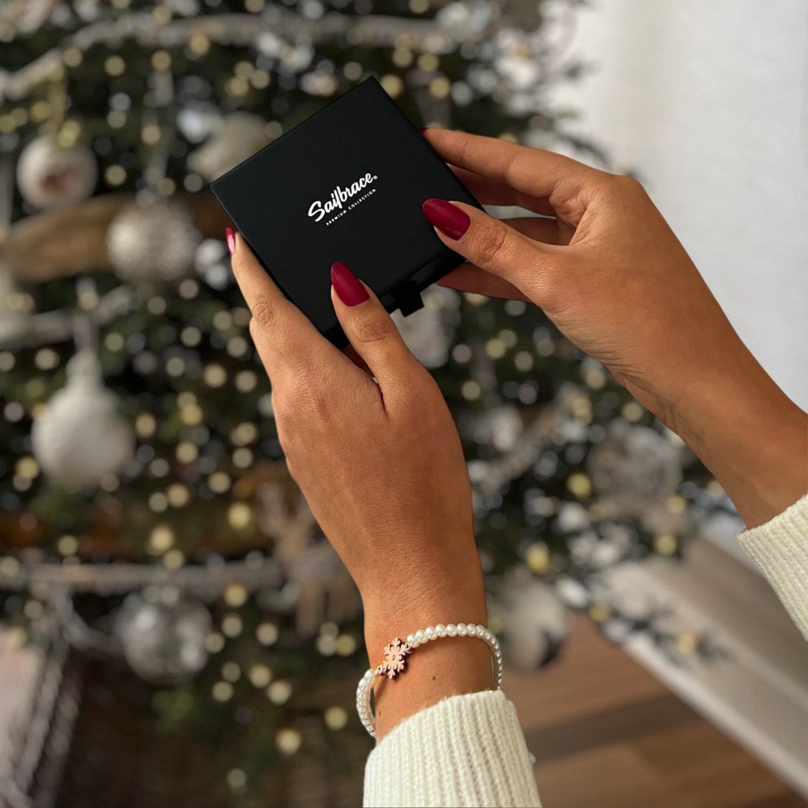 Pearl Frozen Snowflake Bracelet