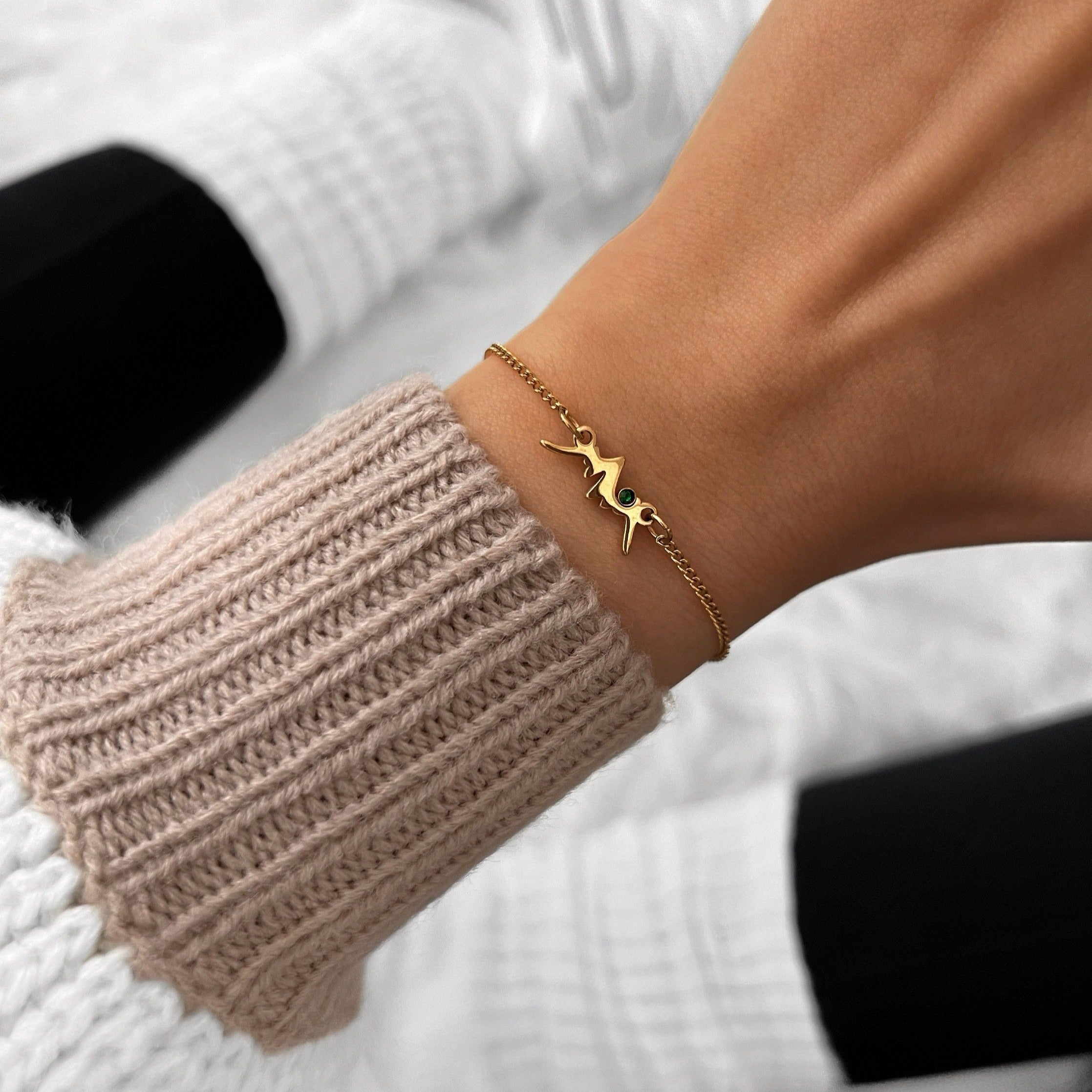 Green Peak Mountain Chain Armband