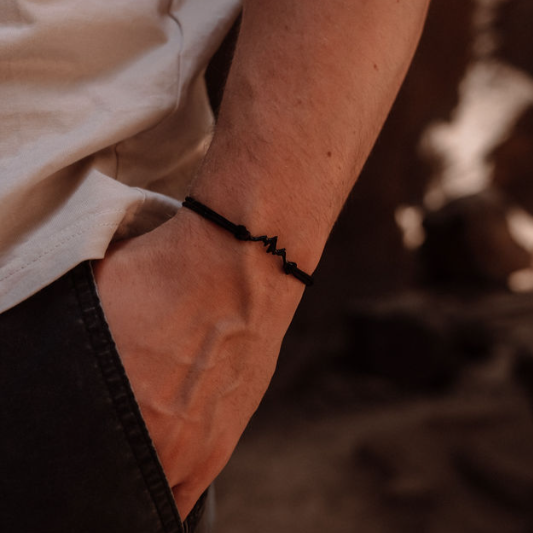 Bergschwarzes Armband