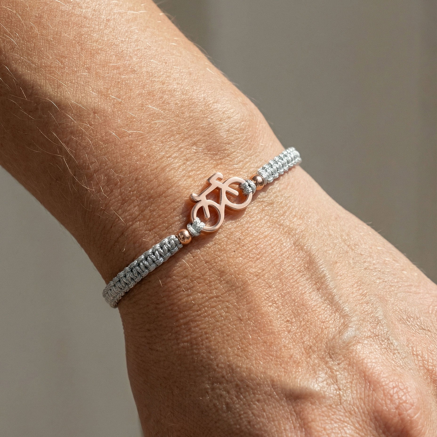 Rose Bike Grey Braided Pulsera